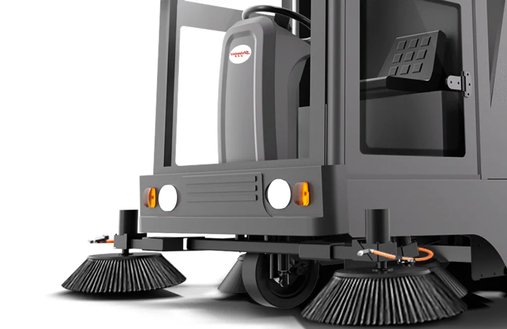 SHIWOSI S13 Enclosed Road Sweeper | 200 L Water Tank(Image2)